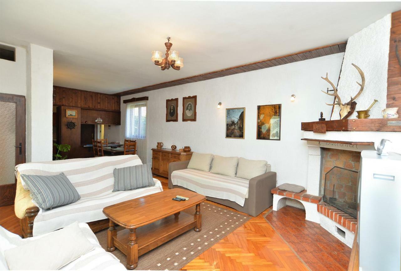Apartment Milka 1950 Fažana Esterno foto